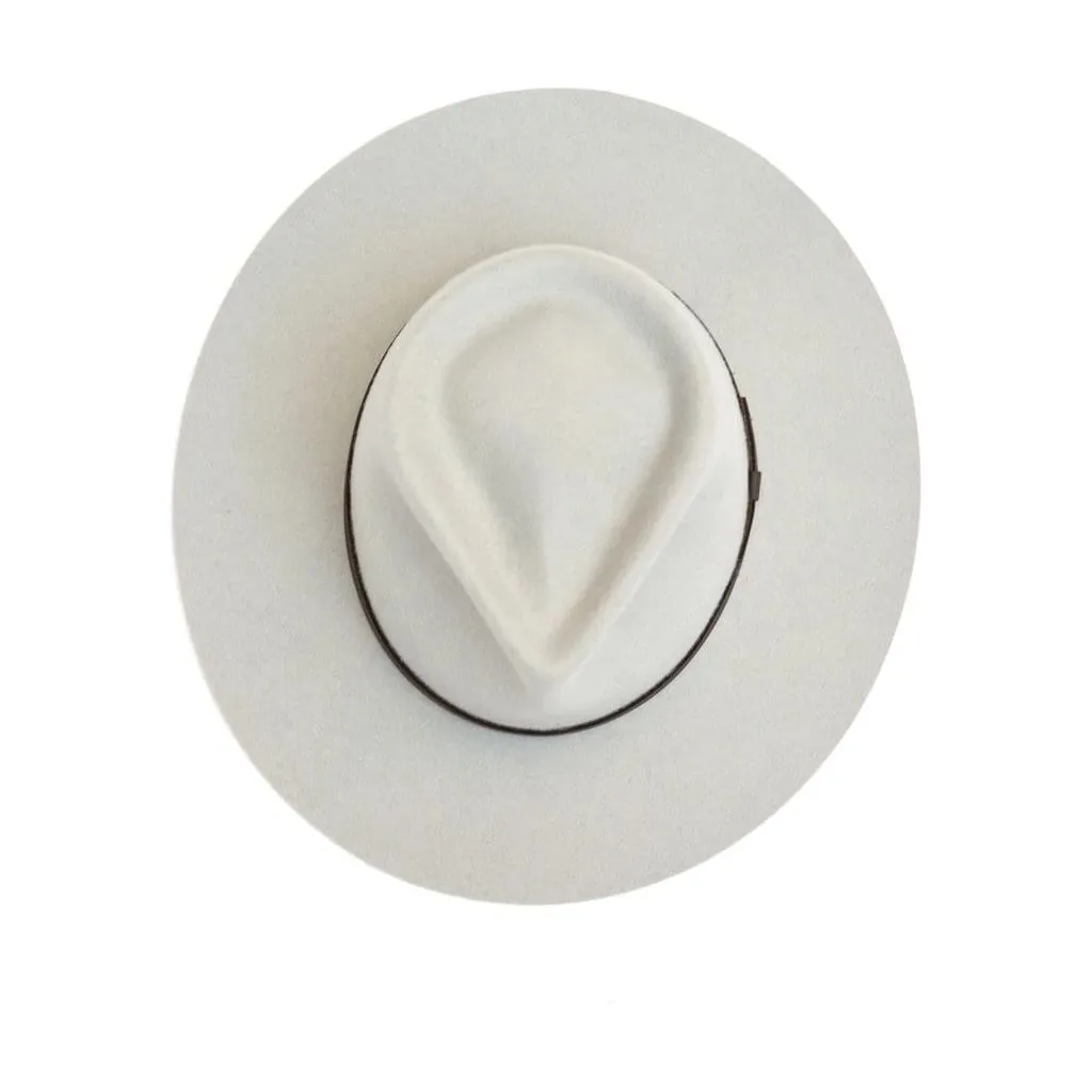 Dylan Fedora in Bone