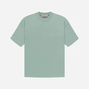 FEAR OF GOD ESSENTIALS SS TEE SYCAMORE