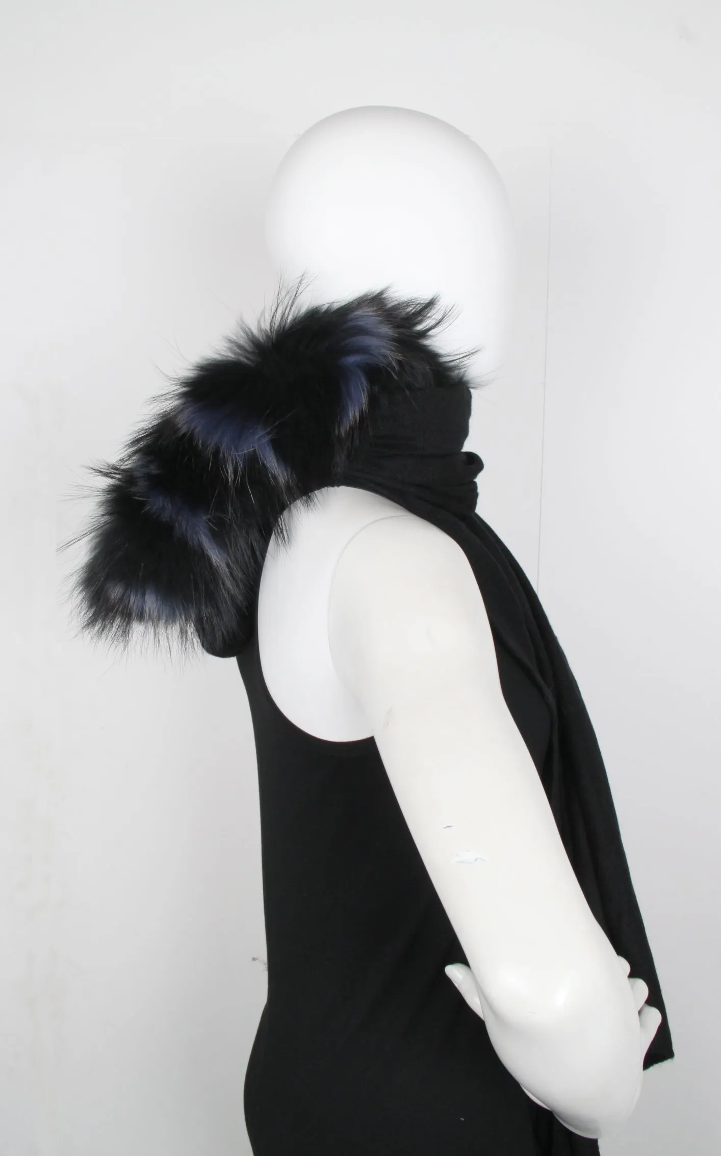 Fur Lined Hood, Black/Blue