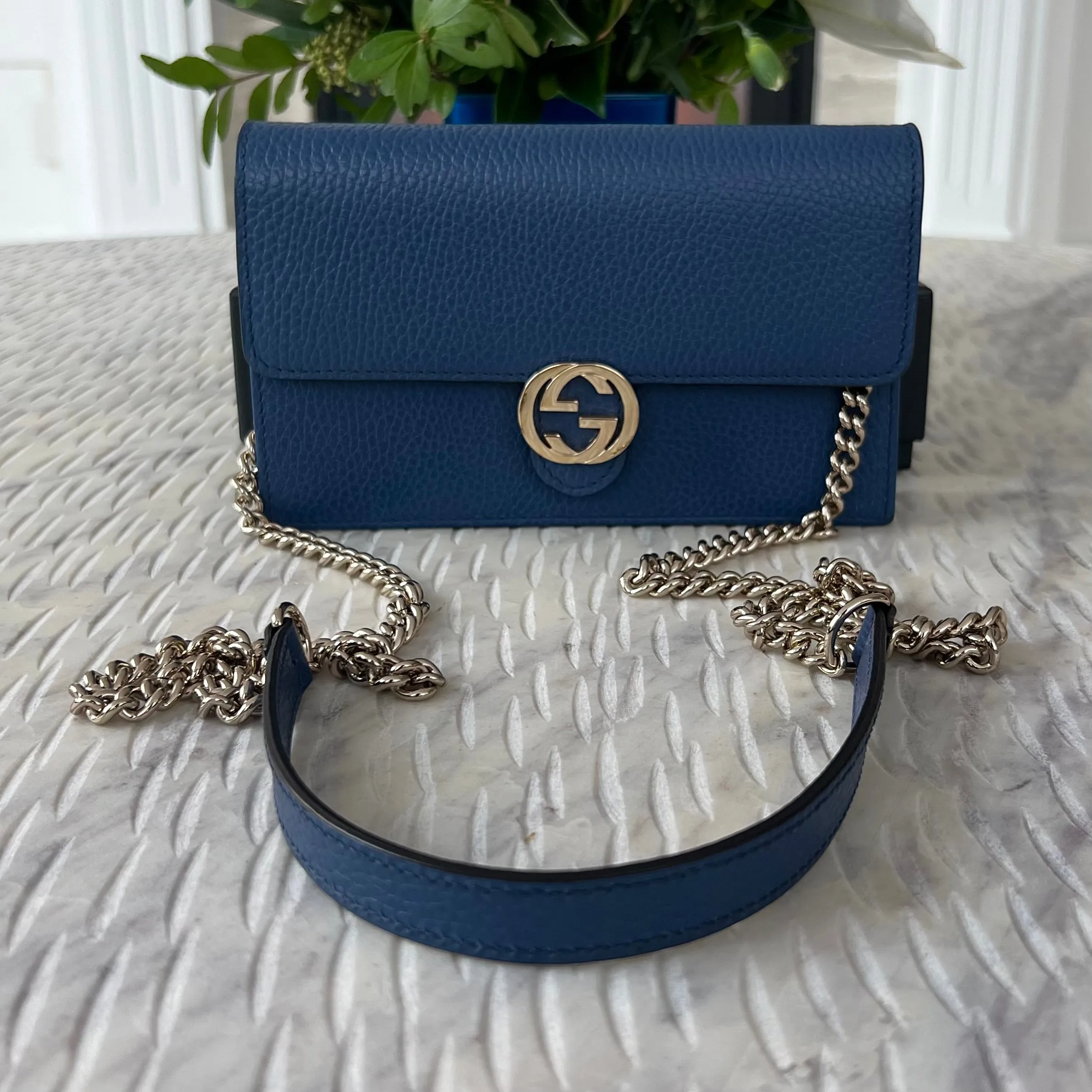 Gucci Interlocking GG Wallet On Chain Bag