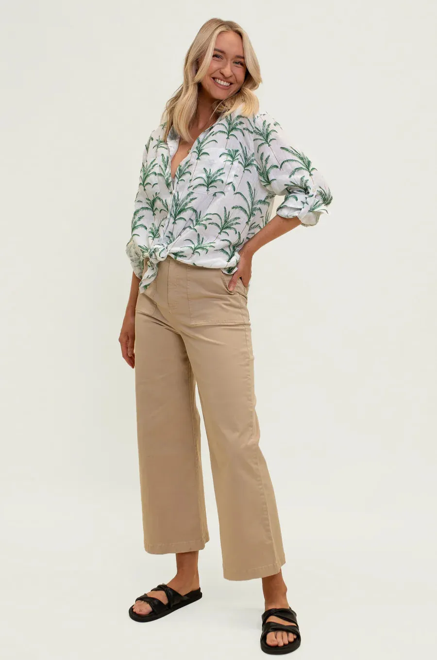 The Boyfriend Linen Shirt (Vacay Palms)