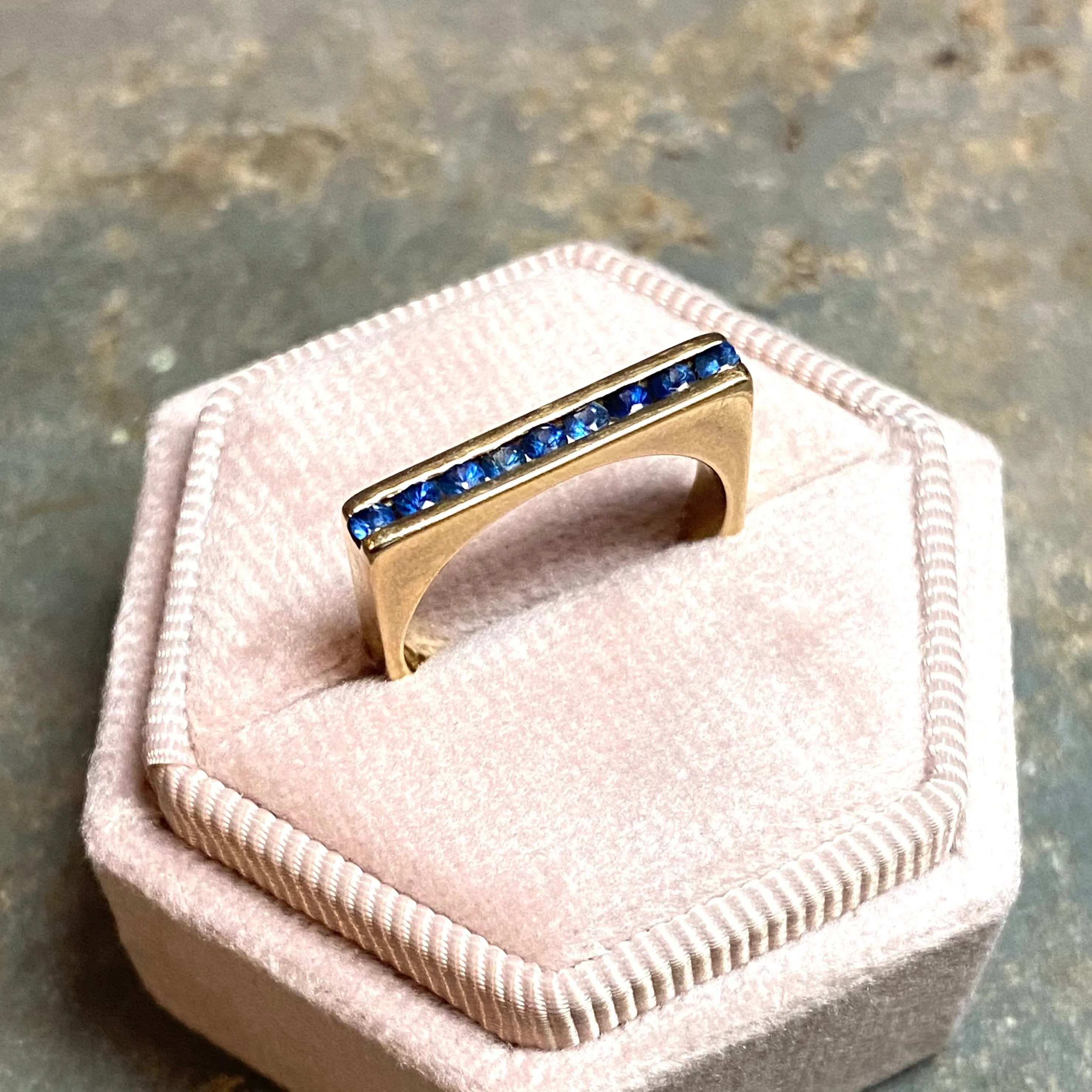 Vintage 14K Yellow Gold Sapphire Band Ring